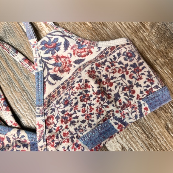 CHASER intimates • soft boho strappy patchwork floral print bralette •size small - Picture 5 of 16
